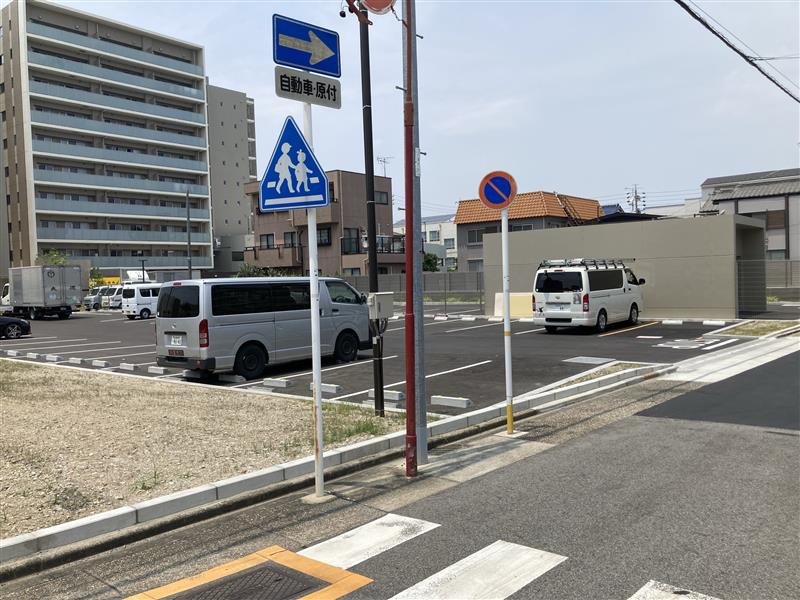 いいねタウン瑞穂駐車場